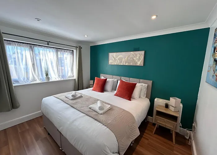 Southampton Dockside Stay By Cb Stays